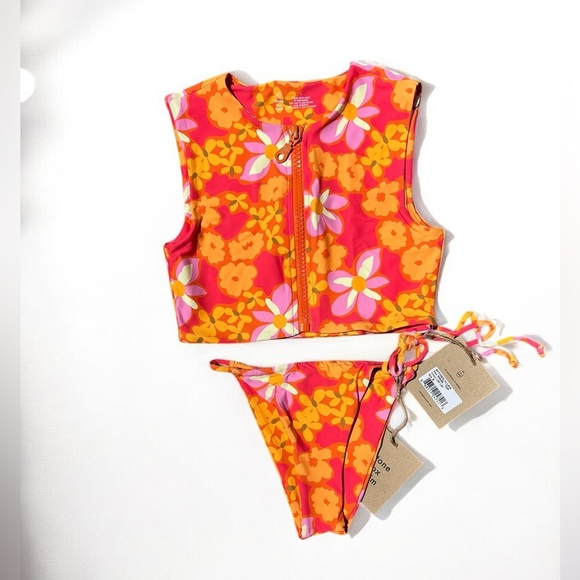 🌻NEW w.tags Stone Fox Swim Lei Lei Mase Rashguard Top Size Small - Picture 9 of 9